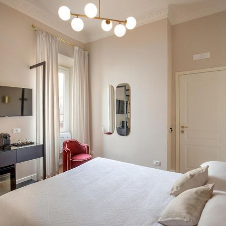 Daplace - Santa Susanna Suites Rome Bagian luar foto