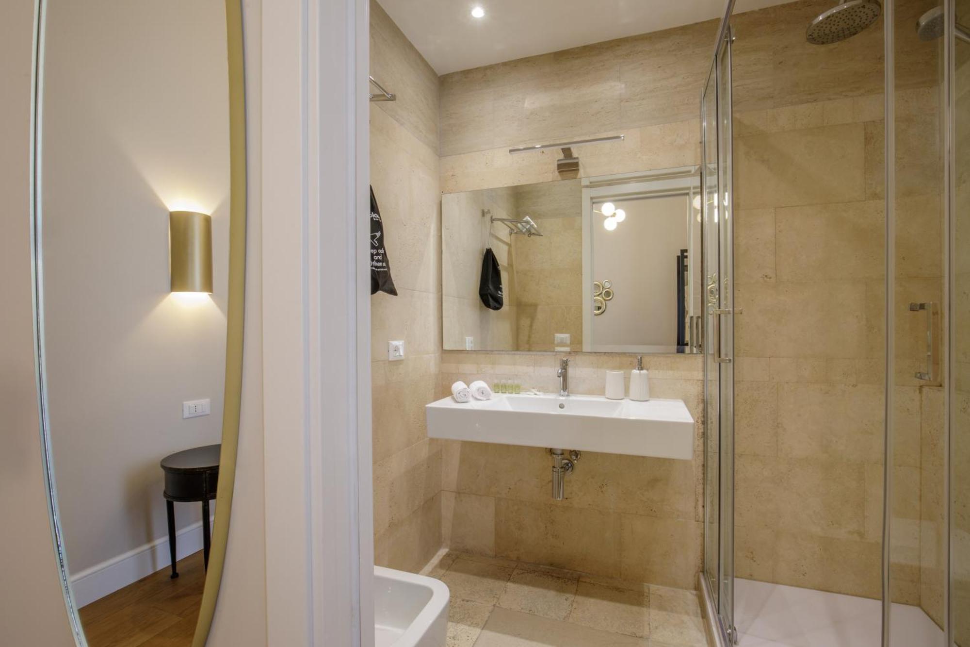 Daplace - Santa Susanna Suites Rome Bagian luar foto